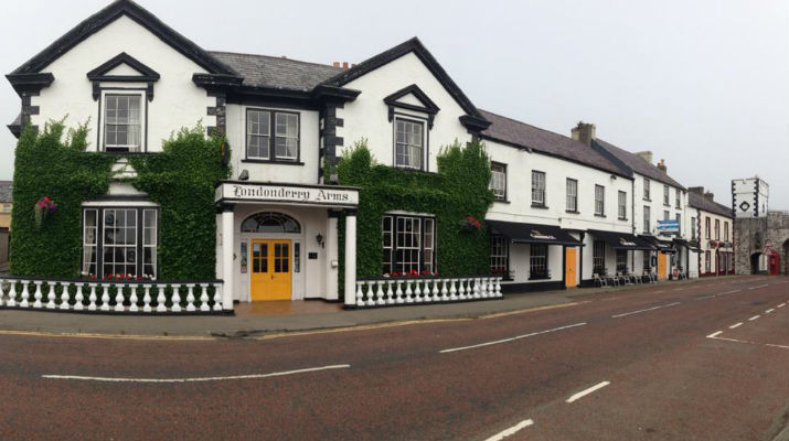 Londonderry Arms Hotel Carnlough Exterior foto